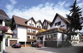 Гостиница Gasthaus Pension zur Linde, Лауф